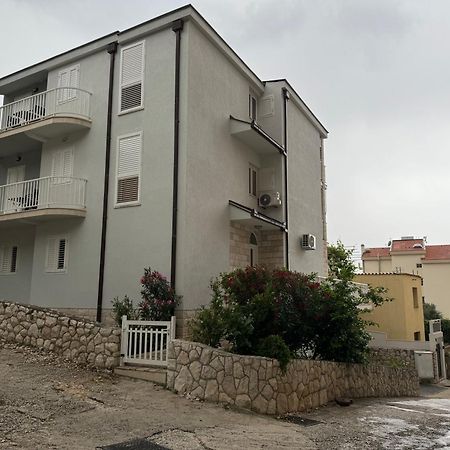 House 100M From The Beach With Free Parking And Breakfast Baška Voda Εξωτερικό φωτογραφία