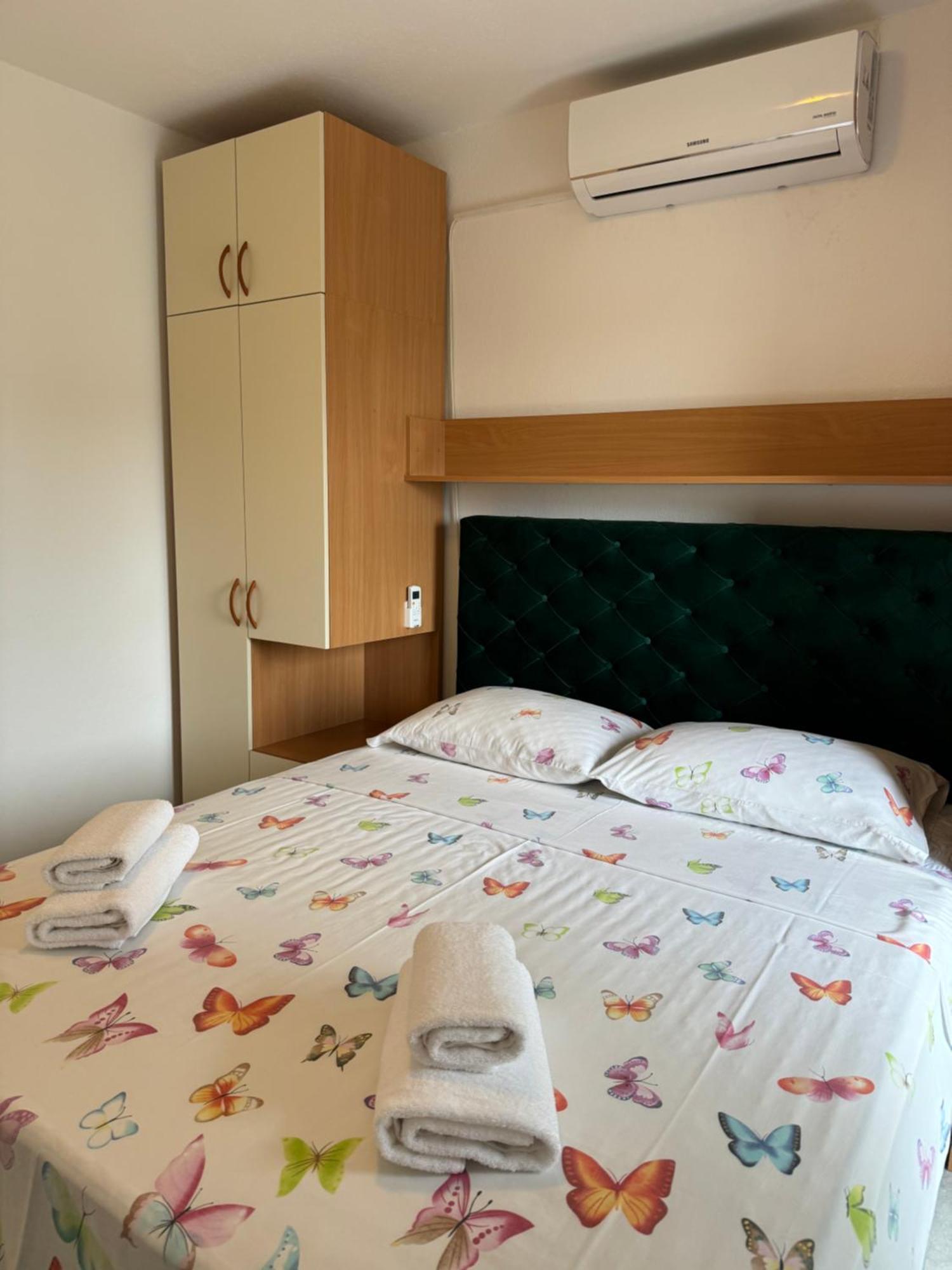 House 100M From The Beach With Free Parking And Breakfast Baška Voda Εξωτερικό φωτογραφία