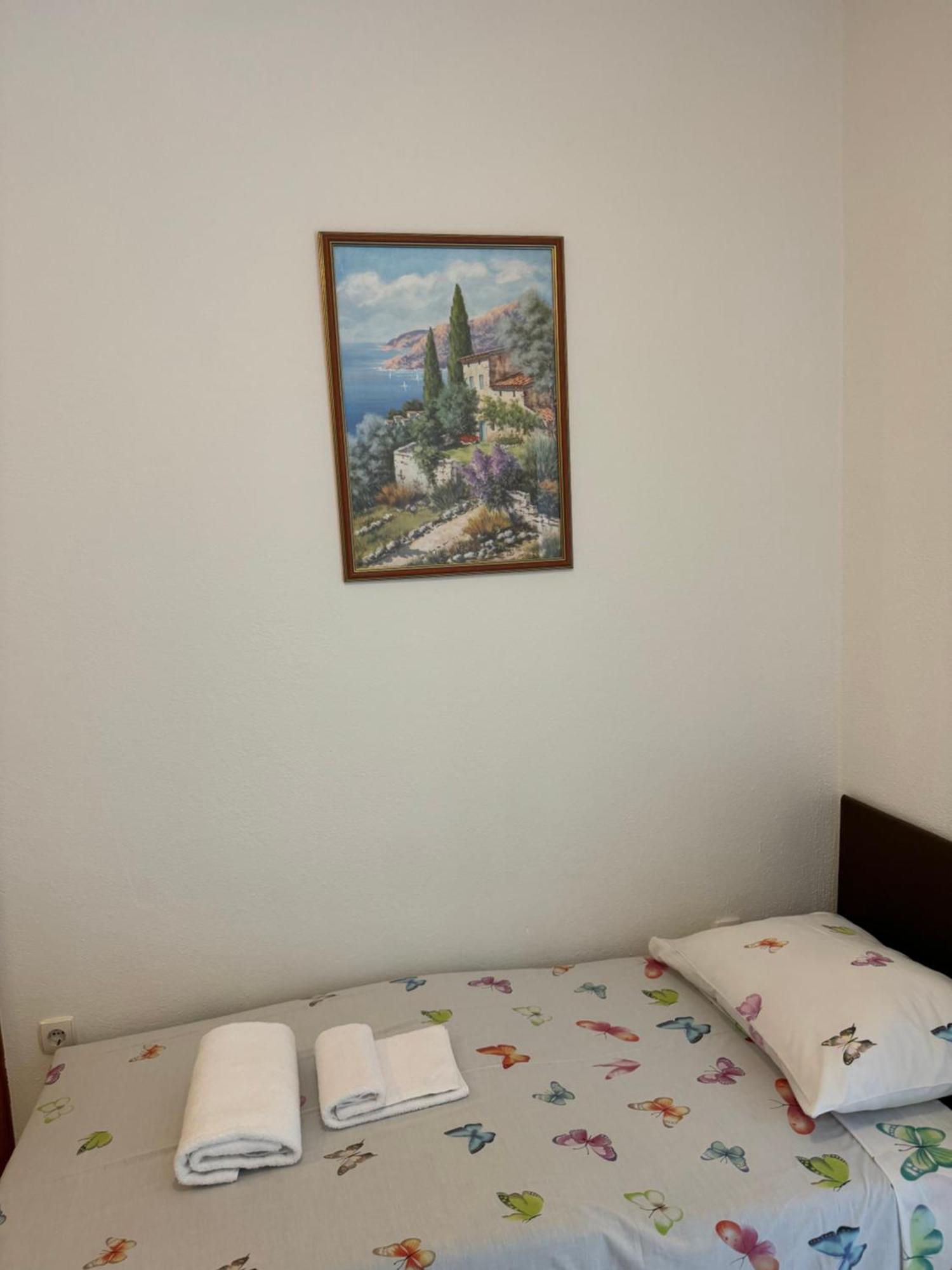 House 100M From The Beach With Free Parking And Breakfast Baška Voda Εξωτερικό φωτογραφία