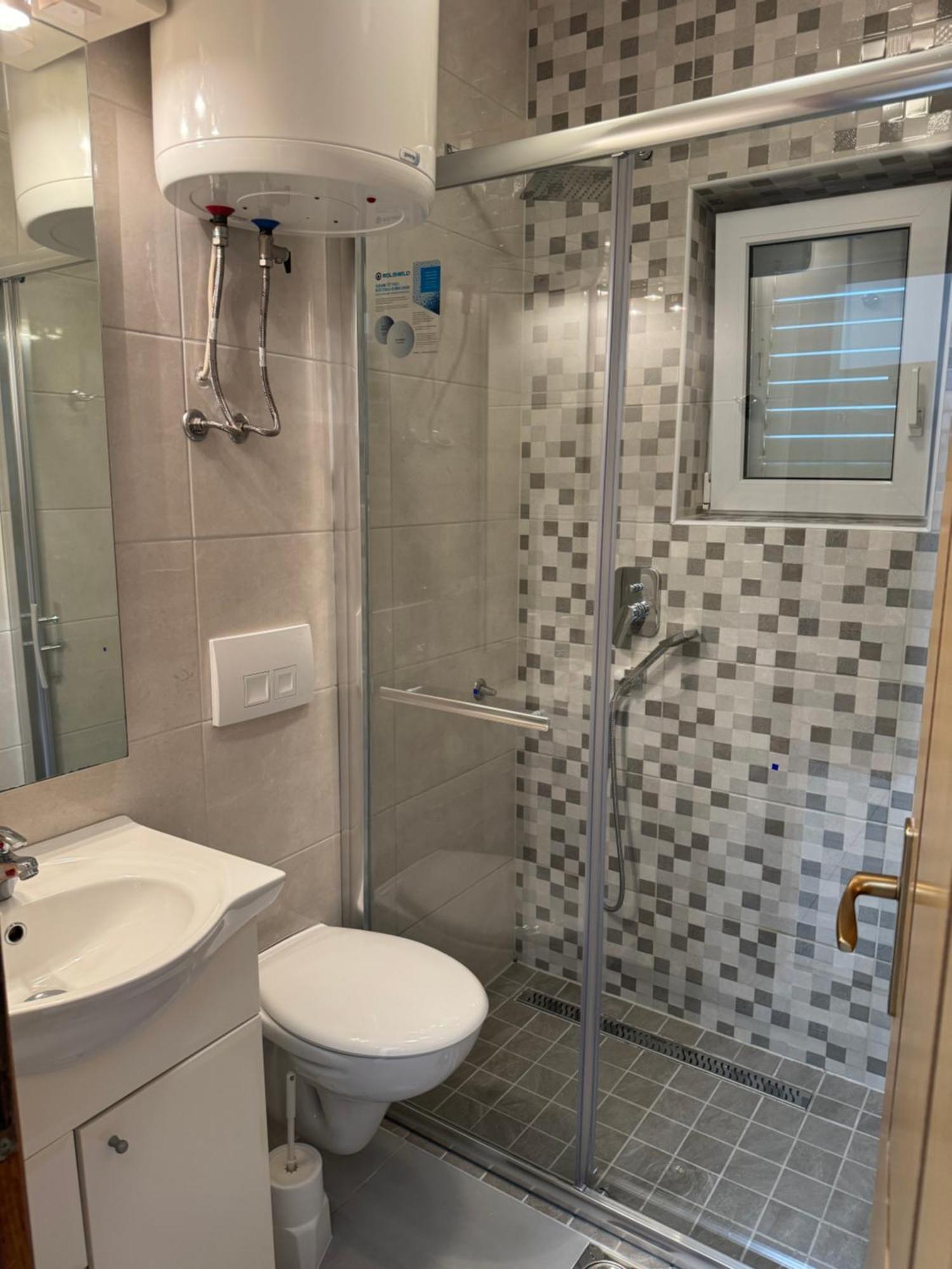 House 100M From The Beach With Free Parking And Breakfast Baška Voda Εξωτερικό φωτογραφία