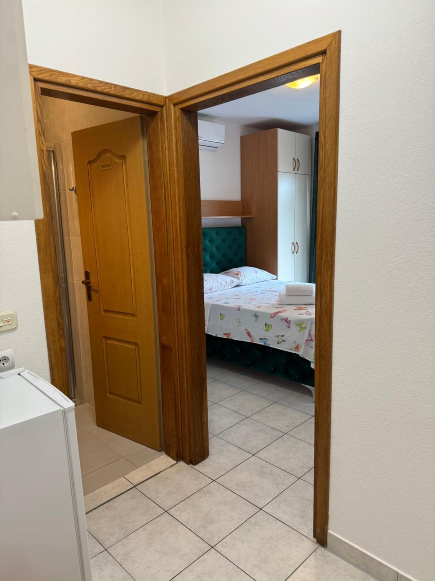 House 100M From The Beach With Free Parking And Breakfast Baška Voda Εξωτερικό φωτογραφία