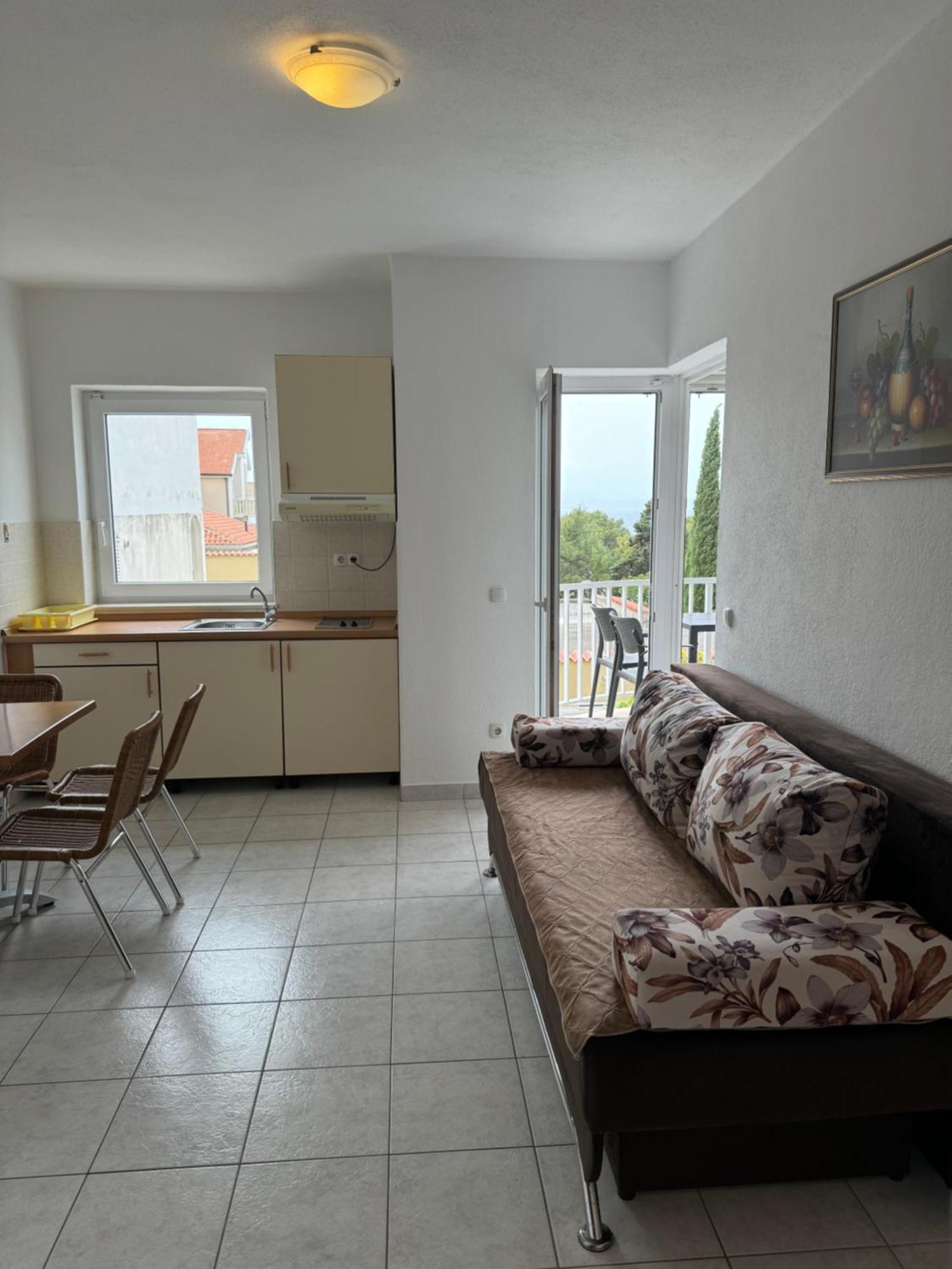 House 100M From The Beach With Free Parking And Breakfast Baška Voda Εξωτερικό φωτογραφία