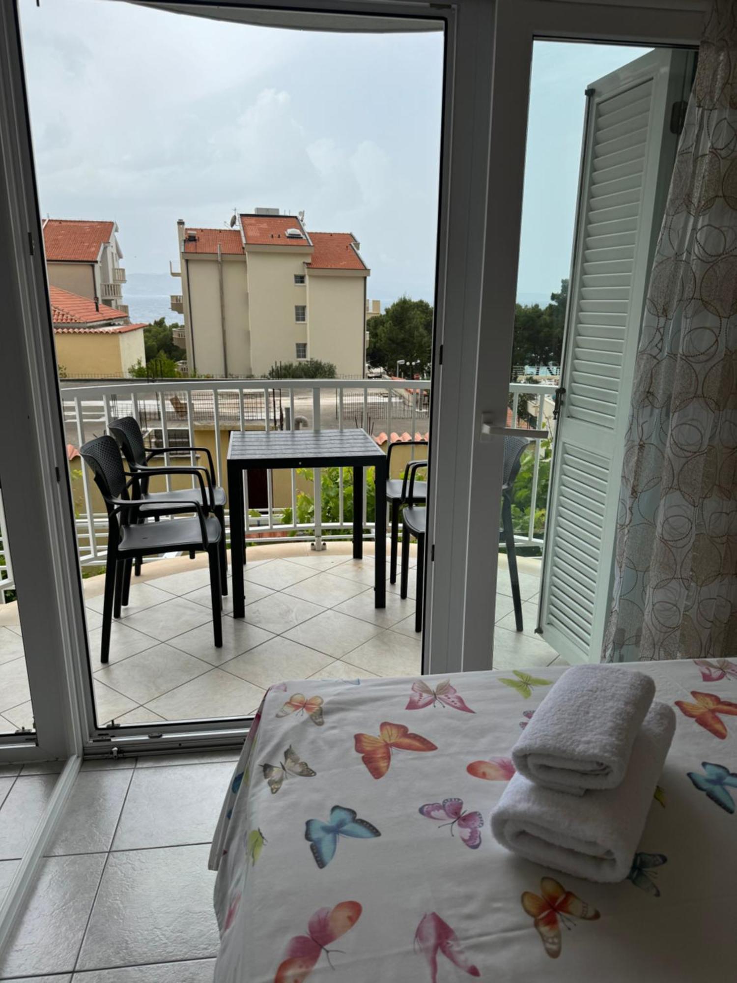 House 100M From The Beach With Free Parking And Breakfast Baška Voda Εξωτερικό φωτογραφία
