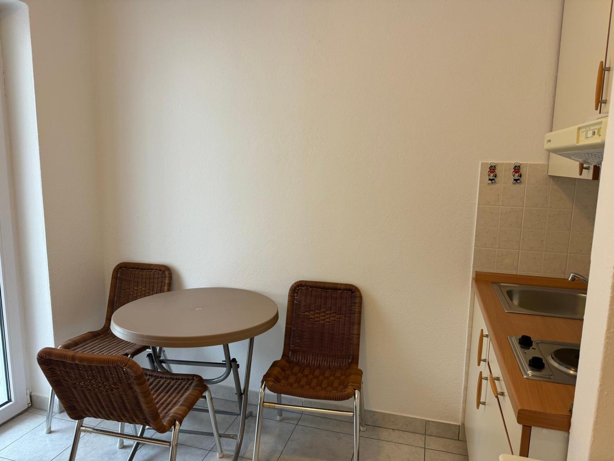 House 100M From The Beach With Free Parking And Breakfast Baška Voda Εξωτερικό φωτογραφία