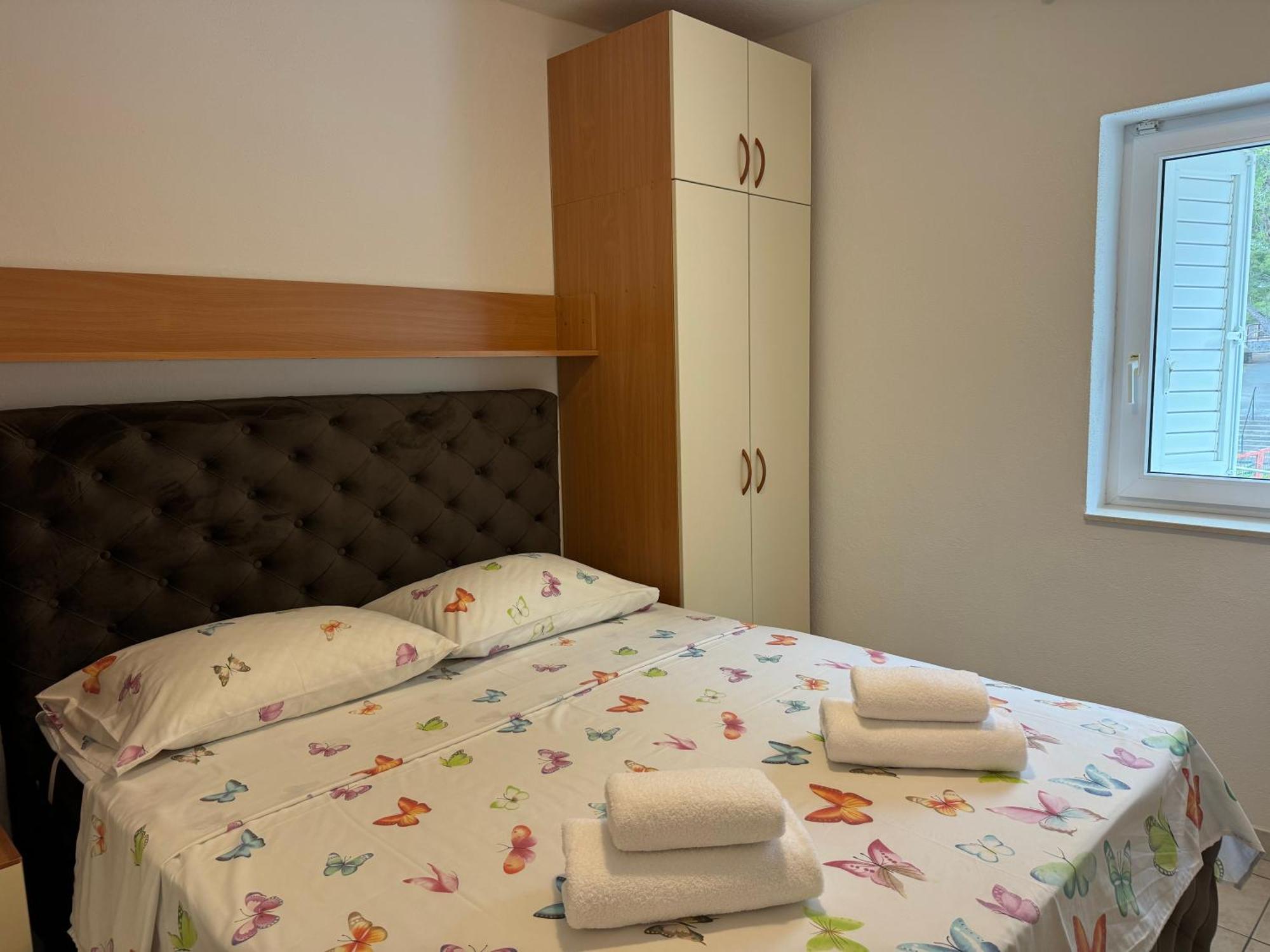 House 100M From The Beach With Free Parking And Breakfast Baška Voda Εξωτερικό φωτογραφία